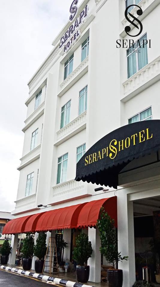 Serapi Hotel Kuching Kültér fotó